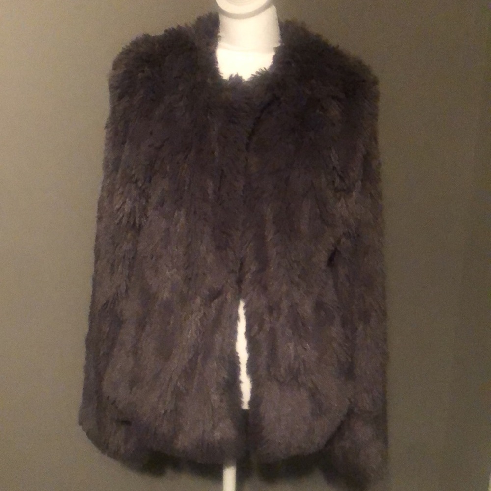 You will LOVE this totally stylish, warm & cozy faux fur coat!!